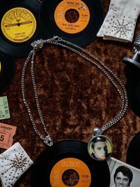 Elvis Theme Necklace Unisex
